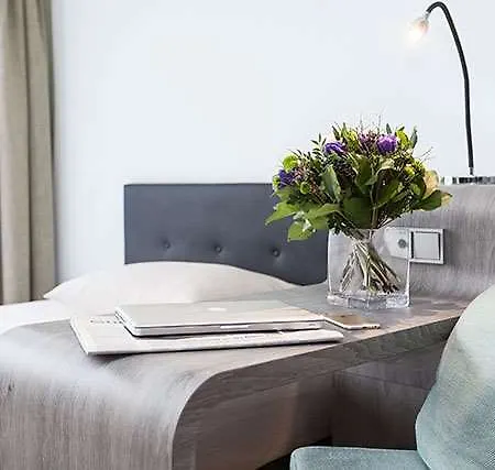 מלון Derag Livinghotel Johann Wolfgang 4*